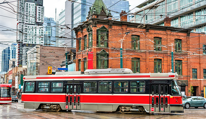 Living Close To Public Transit The Condo Store Canada